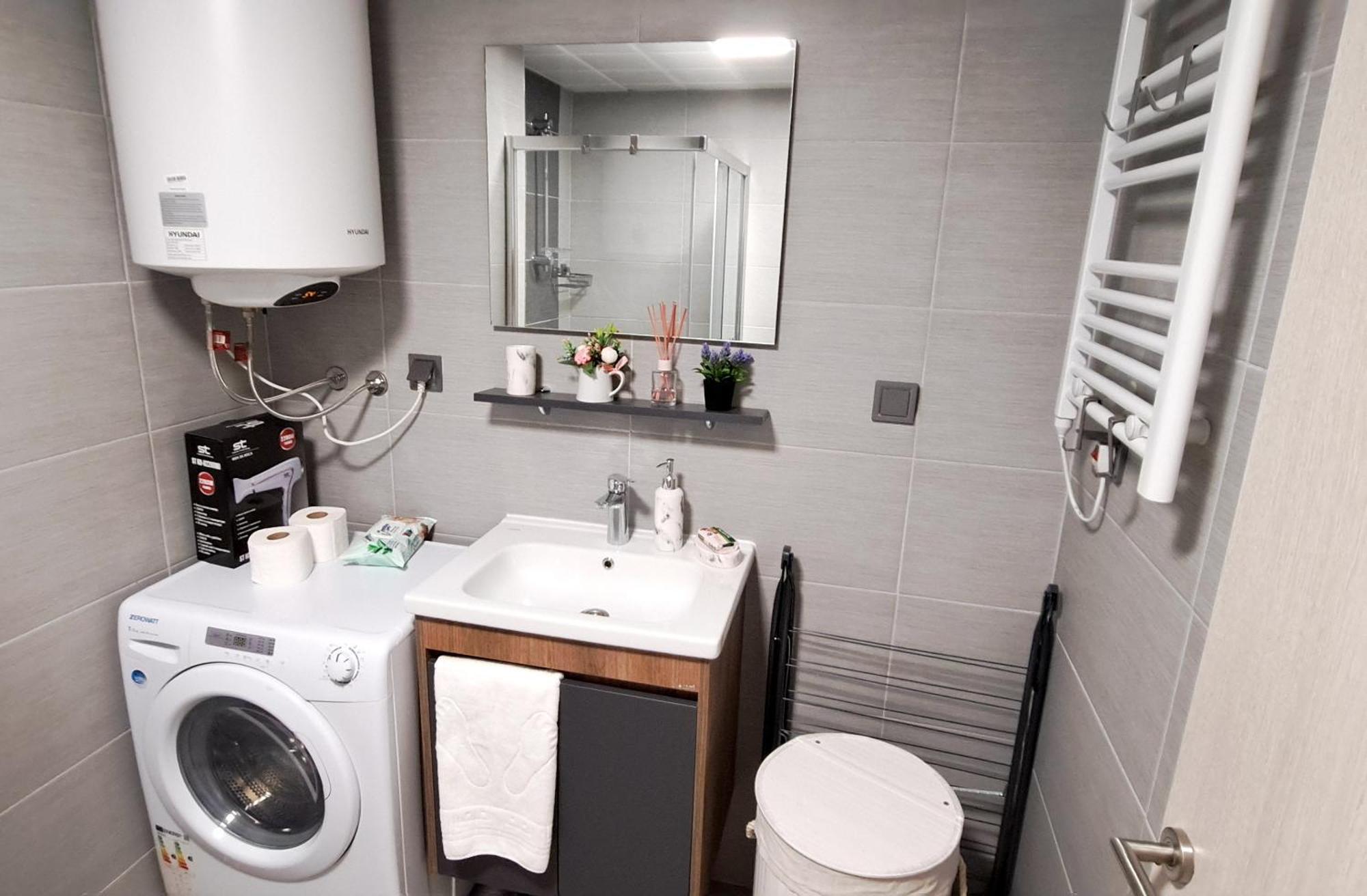 Luxury Condos On 18Th, 3Rd, 5Th Floor With Pool, Fitness, Parking Included Skopje Exterior photo