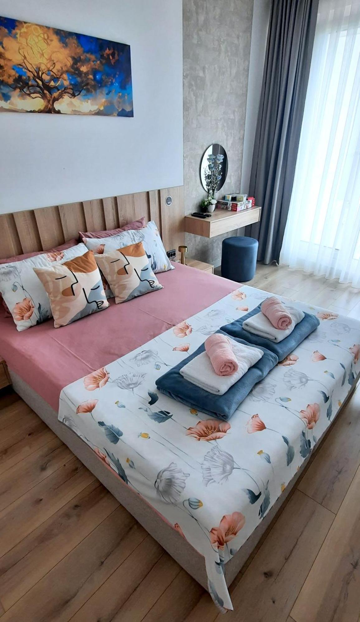 Luxury Condos On 18Th, 3Rd, 5Th Floor With Pool, Fitness, Parking Included Skopje Exterior photo